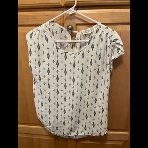 Pink Rose blouse, size M, 100% polyester